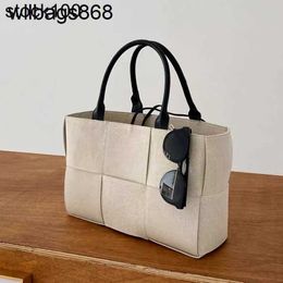 Handbag Bottegvenetass Korea South East Gate Arco Canvas Womens Woven One Shoulder Large Capacity Portable Shopping Tot Bag