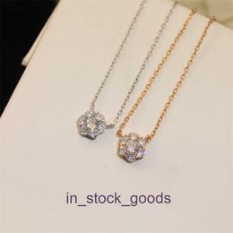 High end designer necklace vanclef Flower Diamond Necklace Light Luxury Sweet and Fragrant Style Versatile for Daily Use Collar Chain Elegant Neckchain Original 1:1