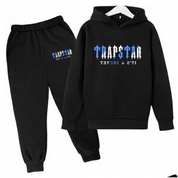 Giyim Setleri Trailtsuit Trapstar Çocuk Tasarımcı Kıyafetleri Bebek Baskılı Sweatshirt Mticolors Sıcak İki Parçalı Set Hoodie Ceket Pants Fasion Ott3d