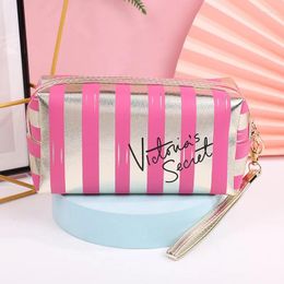 Storage Bags Creative Striped Cosmetic Bag Octagon Large Capacity Fashion Print Kosmetiktasche Travel Clutch