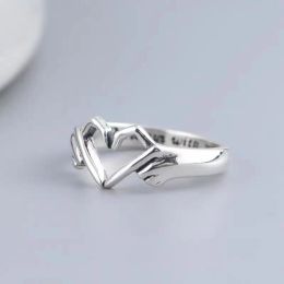 Matching Ring Romantic Heart Hand Hug Ring for Women Men Couple Silver Colour Gold Colour Love Gesture Finger Jewellery Gift