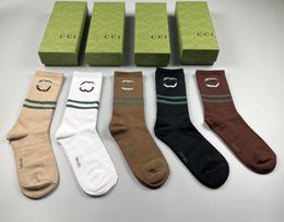 Nya stildesigner Socks Brands Luxe Sports Four Season Mesh Letter Brodery Sock Cotton Men and Women Socks With Box for Gift