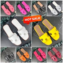 Kadınlar Desinger Terlik Moda Üzümleri İndirim İnce Siyah Flip Flops Ayakkabı Ladie Ayakkabı 35-42 Flippers Siyah Beyaz Pembe Turuncu Renkli Güzel Sevimli Sıcak Eur 35-42