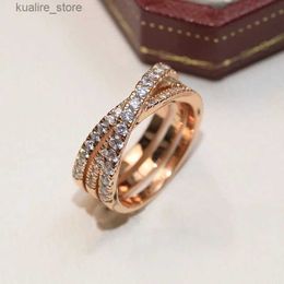 Cluster Rings Fashion brand Rose Gold double-layer crossed three-loop ring Ladies temperament classic luxury Jewellery party gift L240402