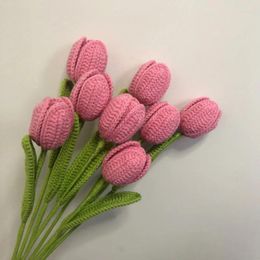 Decorative Flowers 1PC Finished Knitted Flower Tulips Crochet Hand-woven Handmade Artificial Bouquet Home Desktop Ornament Decor