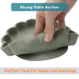 New Born Baby Products Amazing Learning Flower Shape Safety Edible Silicone Biting Stretch Fresh Cover For Fruit Bowl