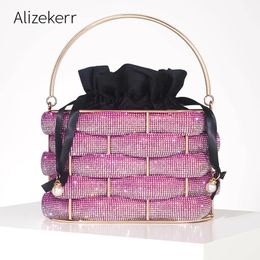 Alizekerr Woven Clutch Bag Boutique Graduated Multicolor Crystal Hollow Out Metal Purses And Handbags Wedding 240328
