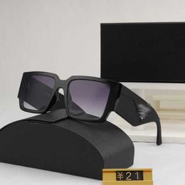 2024 Top designers luxury designer New generous frame for men women square face display small and fashionable sunglasses