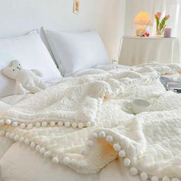 Blankets Thicken Lamb Velvet Blanket Winter Warm Plush Tassels Decorative Coral Cosy Casual Sofa For Living Room