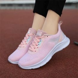 Casual Shoes Soft Low Designer Luxury Flats Sneakers Ladies 2024 Summer Fuchsia Woman Sport Shooes Womenshoes Universal Brand