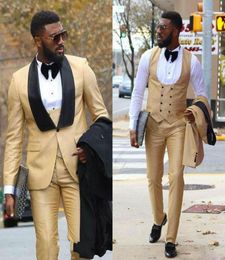FashionChic Gold Mens Suits Wedding Tuxedos Black Shawl Lapel Slim Fit Formal Prom Party Suit Groomsmen Groom Suits JacketVestPa8590775