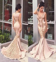 2021 New Blush Pink Gold Lace Evening Dresses Appliques Beads Mermaid Formal Arabic Evening Gowns Prom Dresses UNeck Sleeveless P8915746