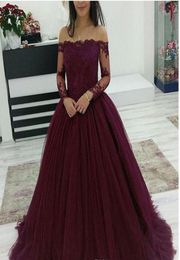 2018 Cheap Quinceanera Ball Gown Dresses Burgundy Off Shoulder Lace Applique Long Sleeves Tulle Puffy Party Plus Size Prom Evening1538209