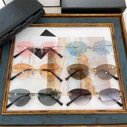 2024 fashion OFF Luxury Designer New Men's and Women's Sunglasses Off fashionable cat-eye The same frameless cut edge