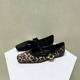 Spring Fashion Womens Flat Shoes Ladies Round Toe Leopard Print Casual Shoes Slip-on Outdoor Mary Jane Shoes Zapatos 240326
