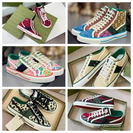 2024 New Designers shoes men Board Breathable Casual Shoes Men Luxury Spring Sneaker Brand 1977 High Top Canvas Summer Couple Female Fashion