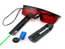 SDLasers GS20050 532nm Green Laser Pointer With 116340 Li Battery 1Star Cap Charger Goggles Funny Pet stick Childrens Cat 5250116