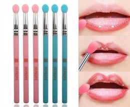 3 Pcs Soft Silicone Head Plastic Handle Eye Shadow Lip Applicator Eye Shadow Brushes8057619