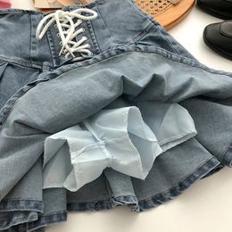 Wiosenna jesień dziewczyny plisowana spódnica dla niemowląt dżinsowa spódnica dzieci skorcie dzieci mody dna rozciągliwe talia sznurowanie 3-14y 240325