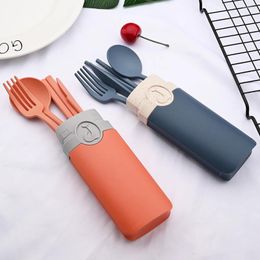 Dinnerware Sets 5Pcs Travel Cutlery With Portable Box Japan Style Wheat Straw Flatware Knife Fork Spoon Chopsticks Student Set Kitche