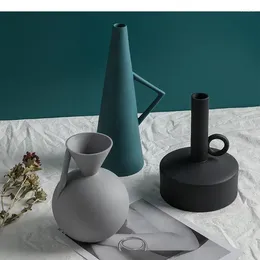 Vases Simple Geometric Portable Ceramic Countertop Vase Creative Living Room Porch Desktop Decoration Artist's Home