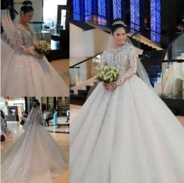 Dresses 2020 New Long Sleeves Wedding Dress Charming Applique Lace Plus Size Bride Pants Suits Modest Chapel Train Dress for Bridal