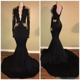 Dresses 2018 Elegant Black Gold Applique Evening Dresses Mermiad Long Sleeves Sexy Deep V Neck Low Back Sweep Train Prom Party Gown