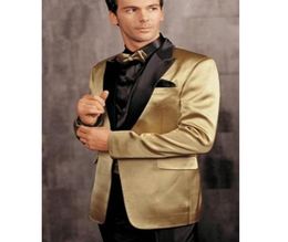 Gold Wedding Groomsmen Tuxedos for Groom Wear 2018 Two Piece One Button Custom Made Peaked Lapel Evening Prom Men Suits Black Pant5945869