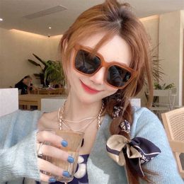 2024 Designer fashion New luxury designer models fragrant square chain leggy sunglasses ins net red same model of small Sunglasses ch0741