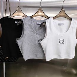 Designer Tshirt Clothes Women Embroidery Tank Tops Summer Short Slim Navel Exposed Outfit Elastic Sports Knitted Tanks 84B7