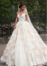 Dresses Fantastic Tulle Bateau Neckline Ball Gown Wedding Dresses With Lace Appliques Hot Design Champagne Bridal Gowns vestido de novia