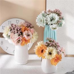 Decorative Flowers A Bunch Gerbera Simulation Flower Bouquet People Fake Pollen White Fran Chrysanthemum Living Room Decoration Supplies