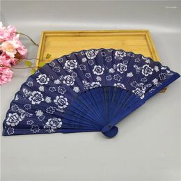 Decorative Figurines 200Pcs Wedding Favors Printing Flower Blue Cloth Folding Hand Craft Fan Classical Chinese Style Party Gifts