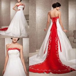 Dresses Elegant Aline Strapless Satin Wedding Dresses with Embroidery Beads Backless Laceup Back Court Train Mixed Colour Custom Made Bri