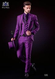 Fashion Purple Men 3 Piece Suit Wedding Tuxedos Excellent Groom Tuxedos With Peak Lapel One Button Men BlazerJacketPantsTieVes4568416