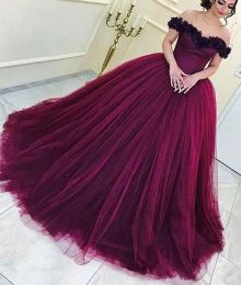 Dresses New Burgundy Strapless Ball Gown Princess Quinceanera Dresses Lace Bodice Basque Waist Backless Long Prom Dresses Ball Gown for Pa