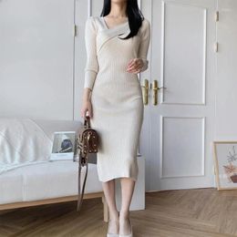 Casual Dresses Autumn Winter 2024 Slim Long Sleeve Party Midi Dress Women Elegant Knitted Sweater Ladies Warm Vintage Robe J232