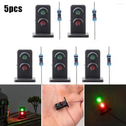 Decorative Figurines 5 Lamp Posts OO HO Gauge 20mm LEDs Made Green/Red Dwarf Signals 2 Aspects Model Train Scenery Or Street Layout