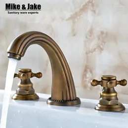 Bathroom Sink Faucets Double Handle 3pcs Set Deck Mounted Antique Brass Faucet Tap Basin Mixer Vintage