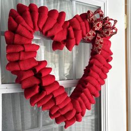 Decorative Flowers Romantic Red Heart-shaped Garland Holiday Memory Gift Heart Shaped Wreath With Plaid For Valentine's Outdoor