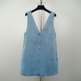 V-neck denim dress with straps for spring and summer new styles