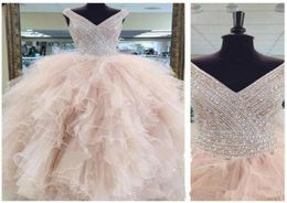 Sparkly Ball Gown Quinceanera Dresses Sweet 16 Years Beads Crystals Floor Length V Neck Formal Dress Custom Made9877737