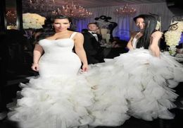 Luxury Kim Kardashian Mermaid Wedding Dresses Sexy Straps Organza Ruffle Skirt Long Chapel Train Formal Trumpet Bridal Gowns Custo3876880