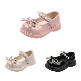 Girls Leather Shoes With Bow-knot Pearls Beading Princess Sweet Cute Soft Comfortable Shoes Children Girls Non-slip Dance Shoes 240326