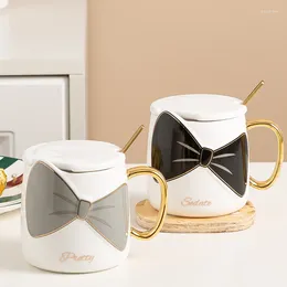 Mugs Creative Personality Relief Bow Knot Mug With Lid Spoon Butterfly Drinking Cup Gold Handle Large Capacity Ceramic