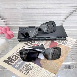 2024 Luxury Designer luxury designer sunglasses Box New Diamonds Letter Mirror Legs Net Red Same Style Plain Face Sunglasses Female Fashion