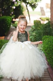 Dresses Camo Flower Girl Dresses Ball Gown Shape Tulle Bow Crew Neckline Floor Length Long Kids Formal Dress Winter Camo Wedding Dress