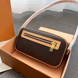 Brown Women's shoulder bag messenger pochette totes Designer fashion Chains woman Favourite Clutch bag wallet crossbody bags purse Tmwo