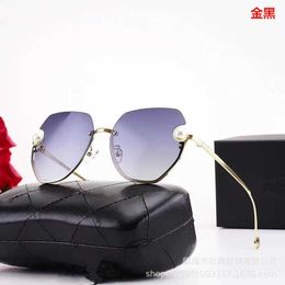 2024 Top designers 10% OFF Luxury Designer New Men's and Women's Sunglasses 20% Off Pearl 6230 Fashion Personality Round Polarised Female