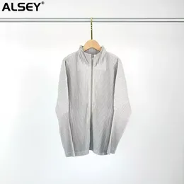 Men's Jackets ALSEY Miyake Pleated Standing Neck Zipper Long Sleeve Coat 2024 Autumn Casual Simple Slim Black Men Clothing